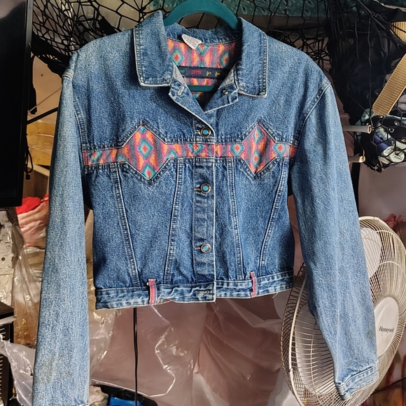 Denim Jacket with Colorful Pattern - Picture 4 of 6